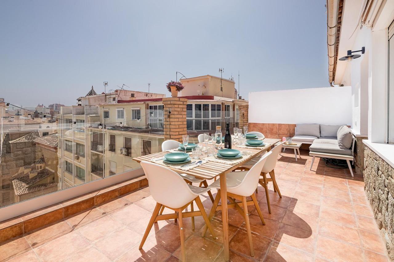 Homey Apt- Atico Con Vistas A La Catedral Málaga Buitenkant foto